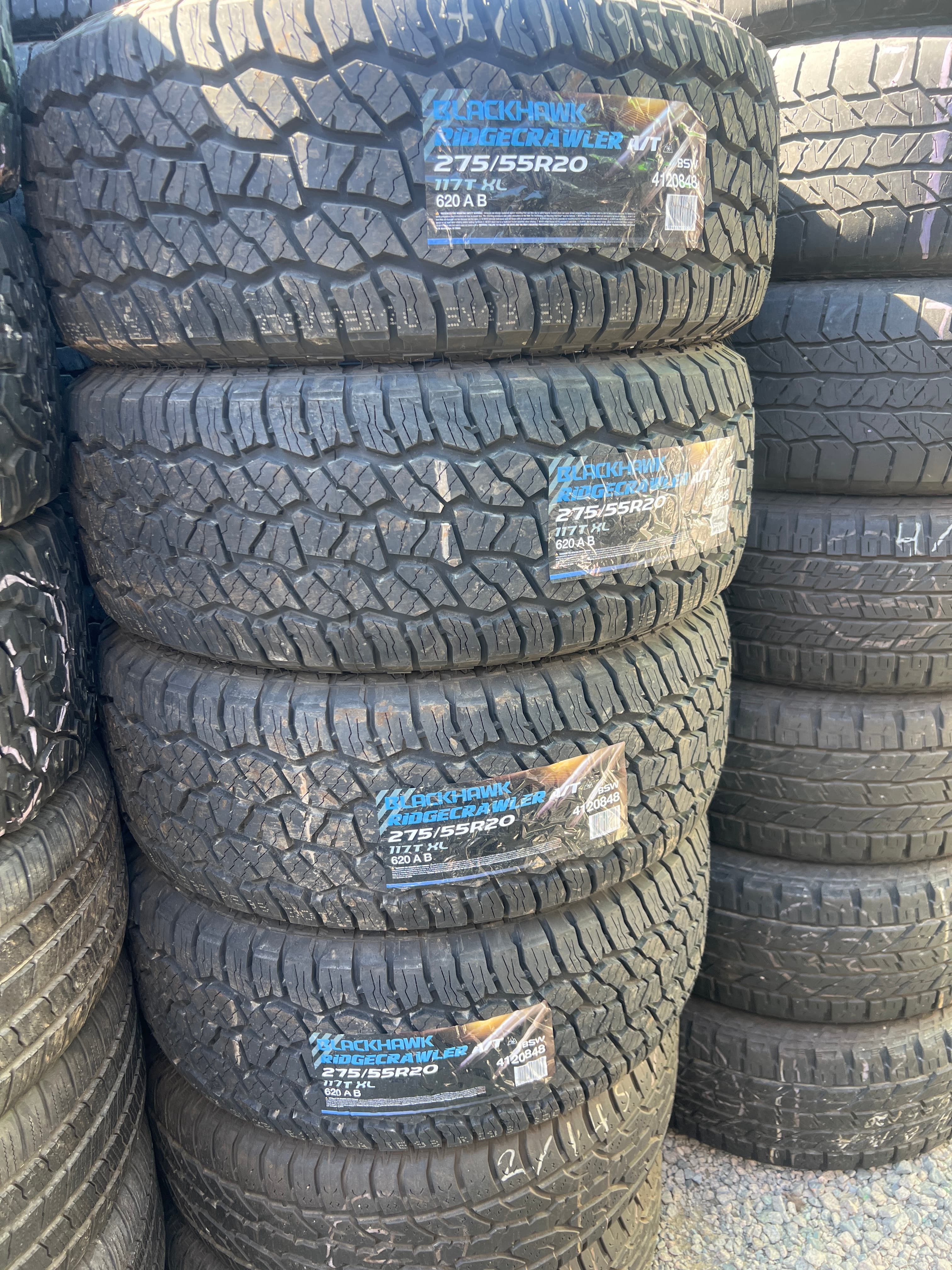 BLACKHAWK RIDGECRAWLER 275/55R20