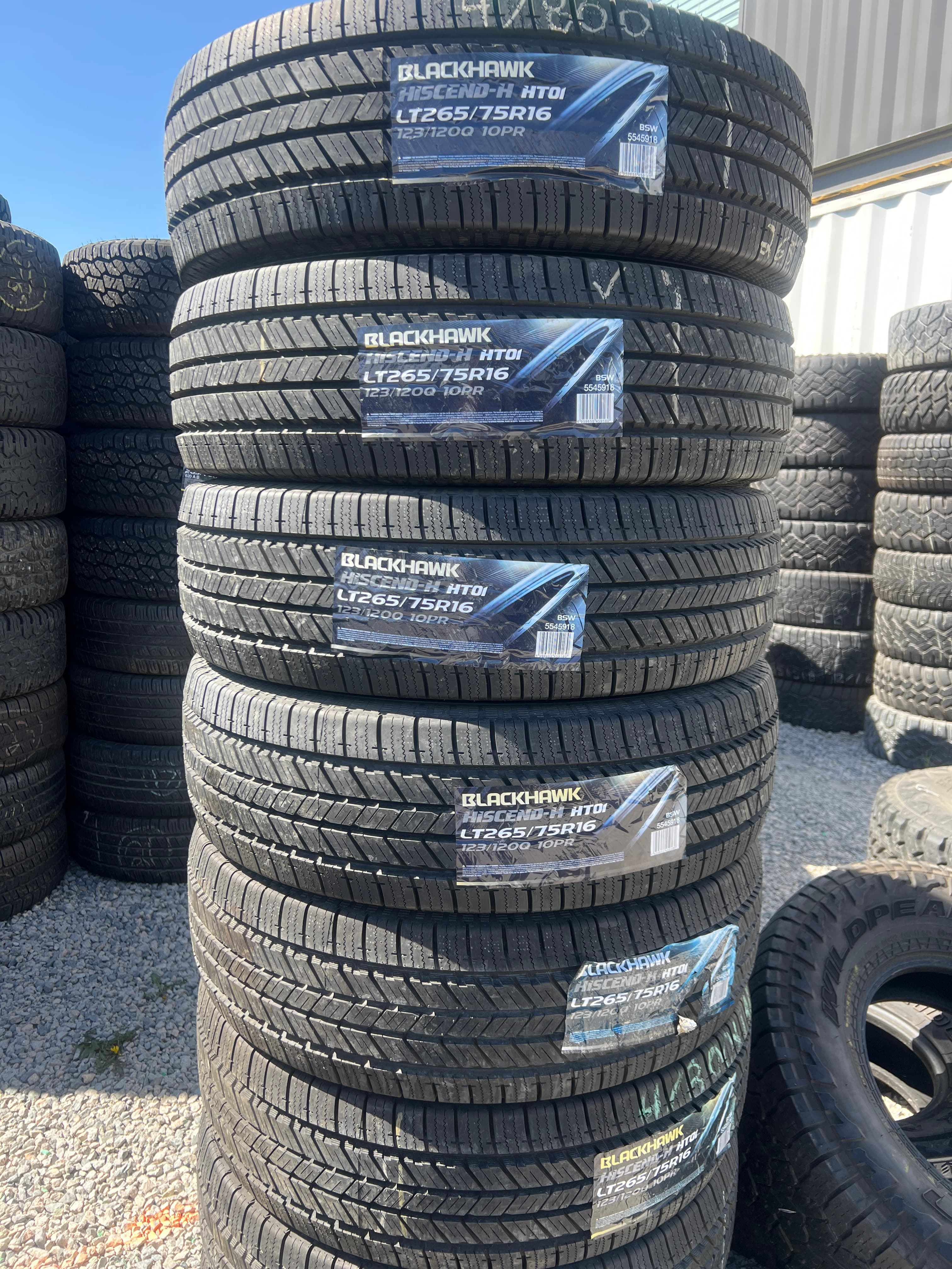 BLACKHAWK HTO1 265/75R16