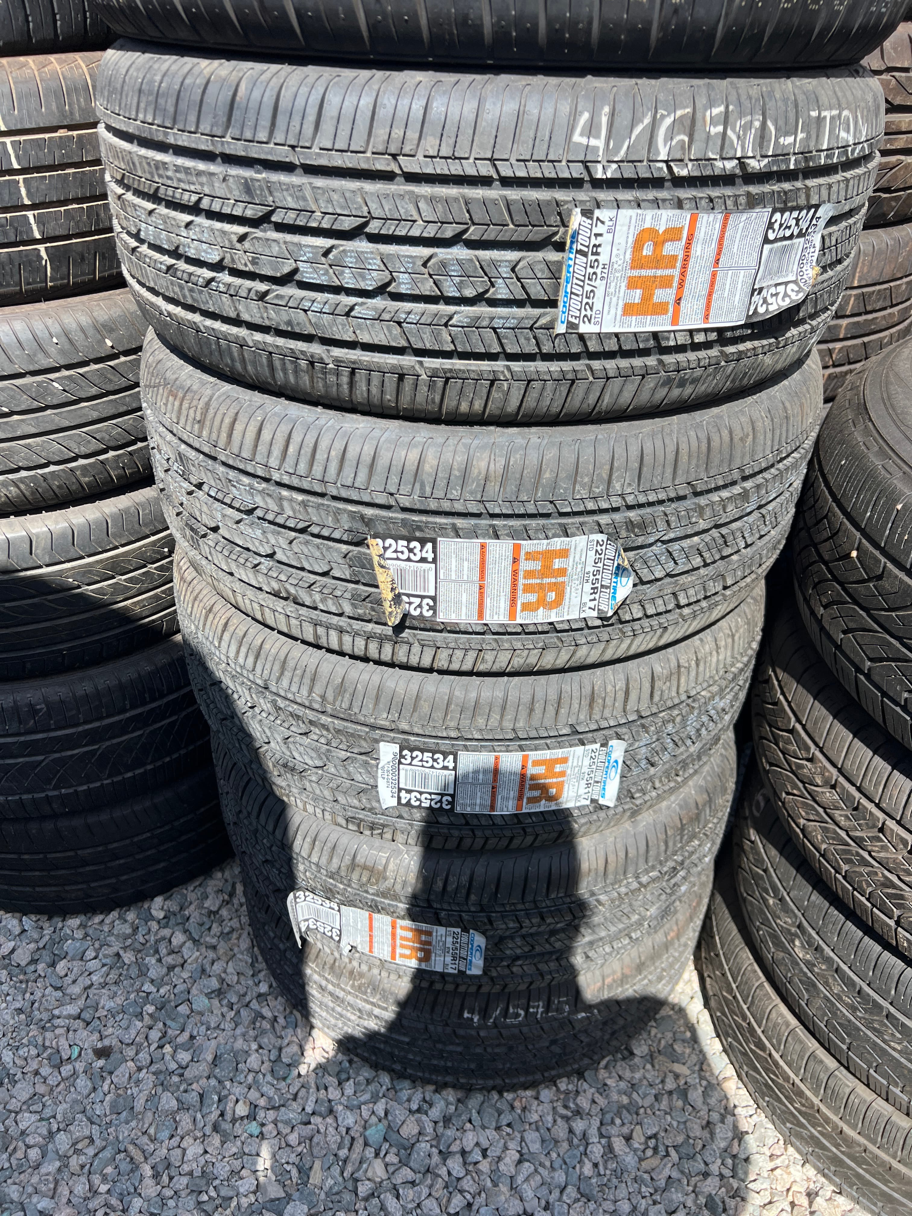 COOPER EVOLUTION 225/55R17