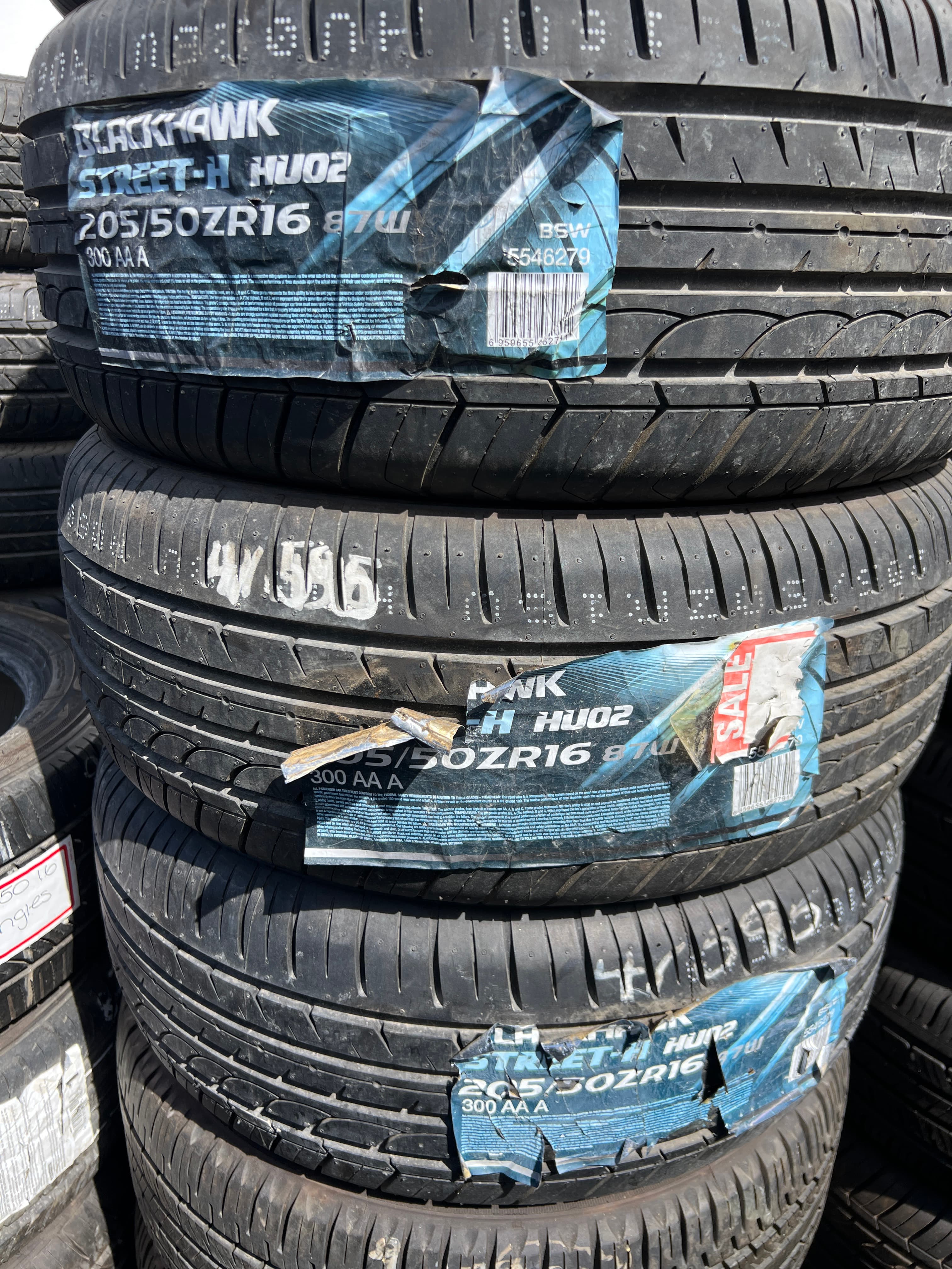 BLACKHAWK HU02 205/50R16