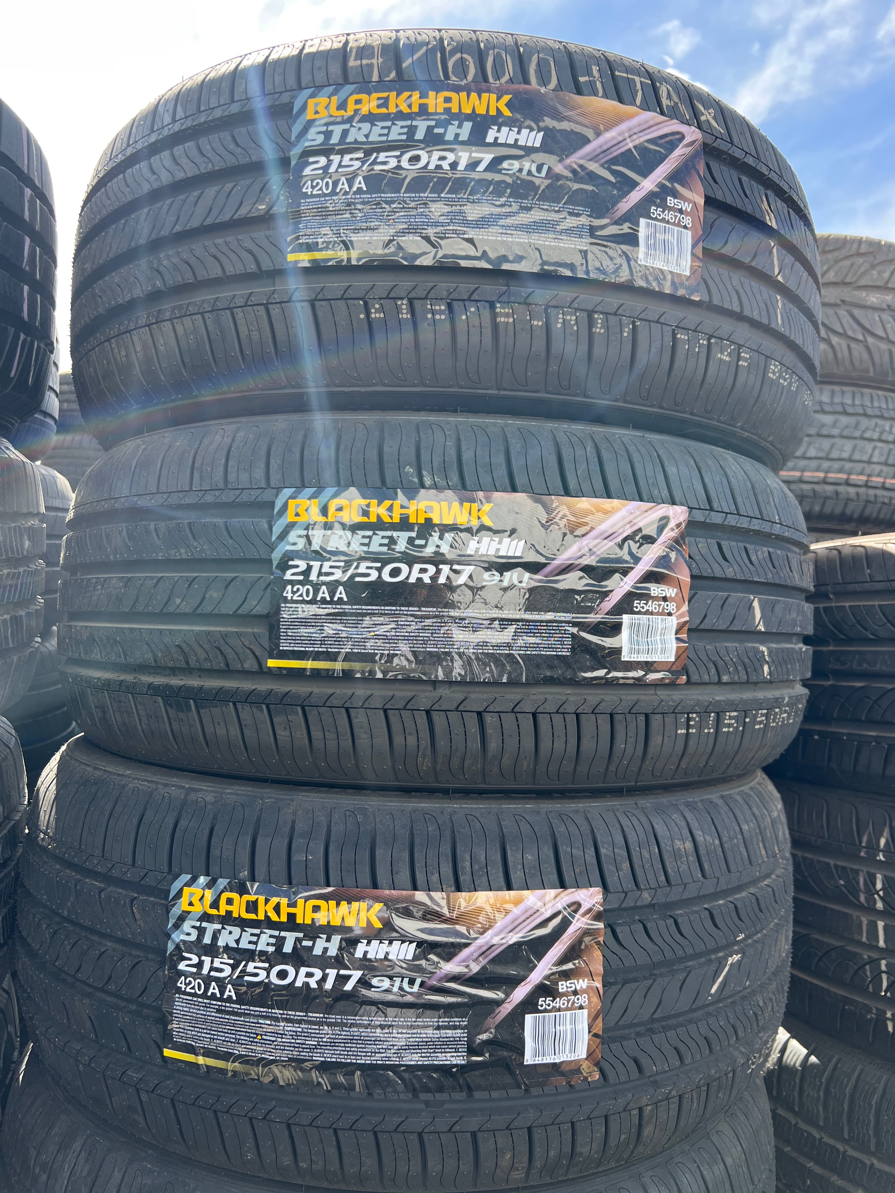 BLACKHAWK hh11 215/50R17