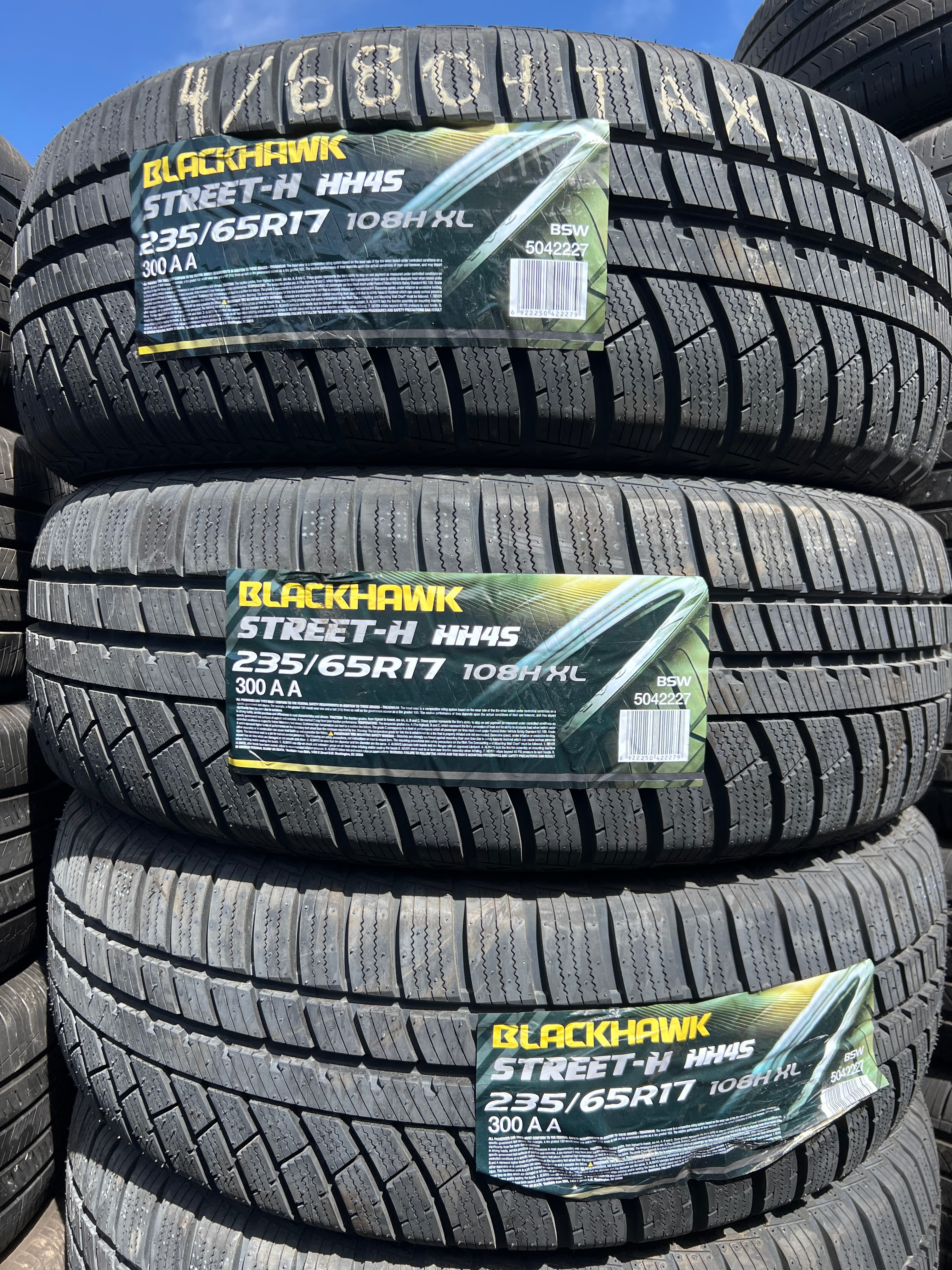 BLACKHAWK HH4S 235/65R17