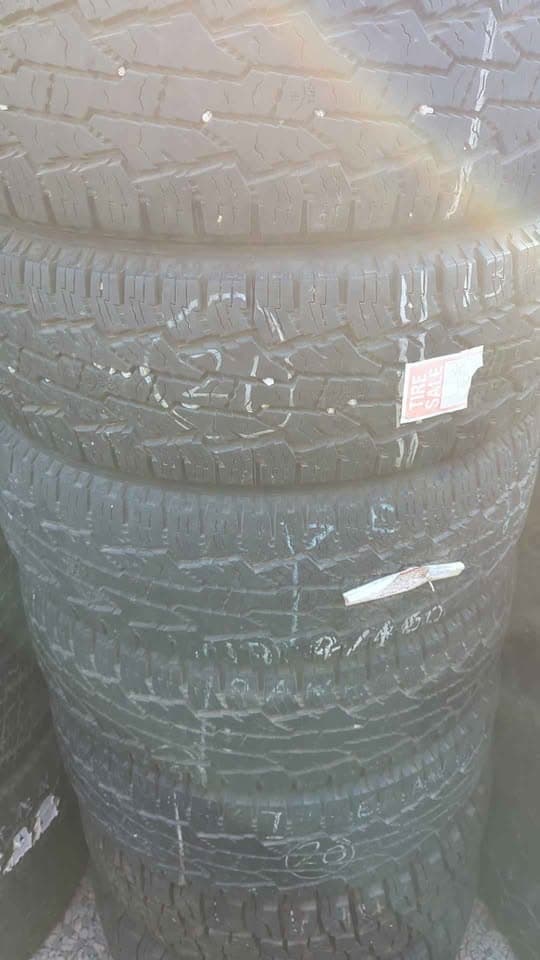 NOKIAN 265/70R17