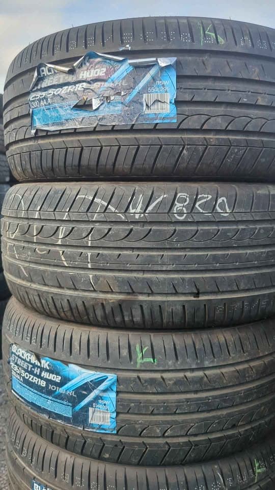 BLACKHAWK HU02 235/50R18
