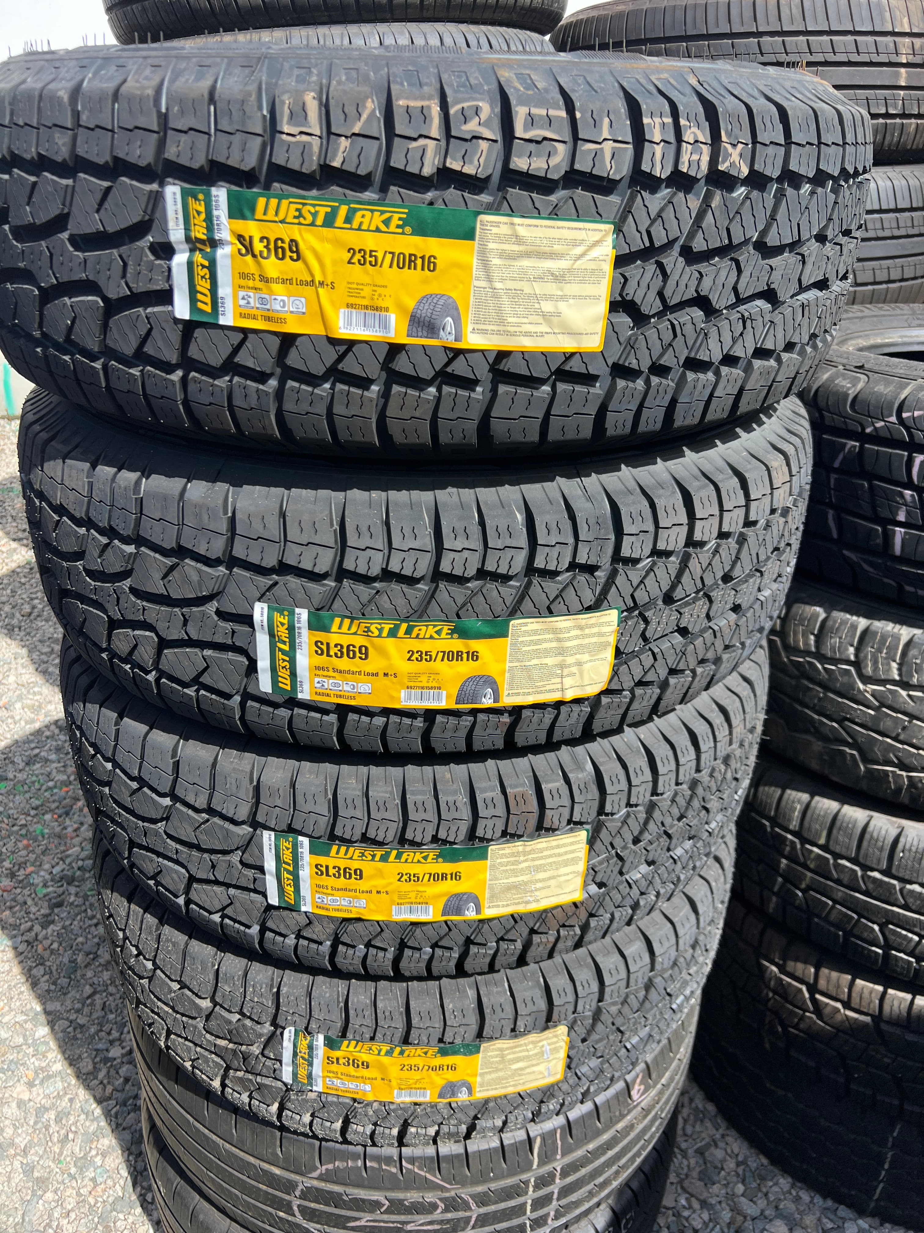 WESTLAKE SL369 235/70R16