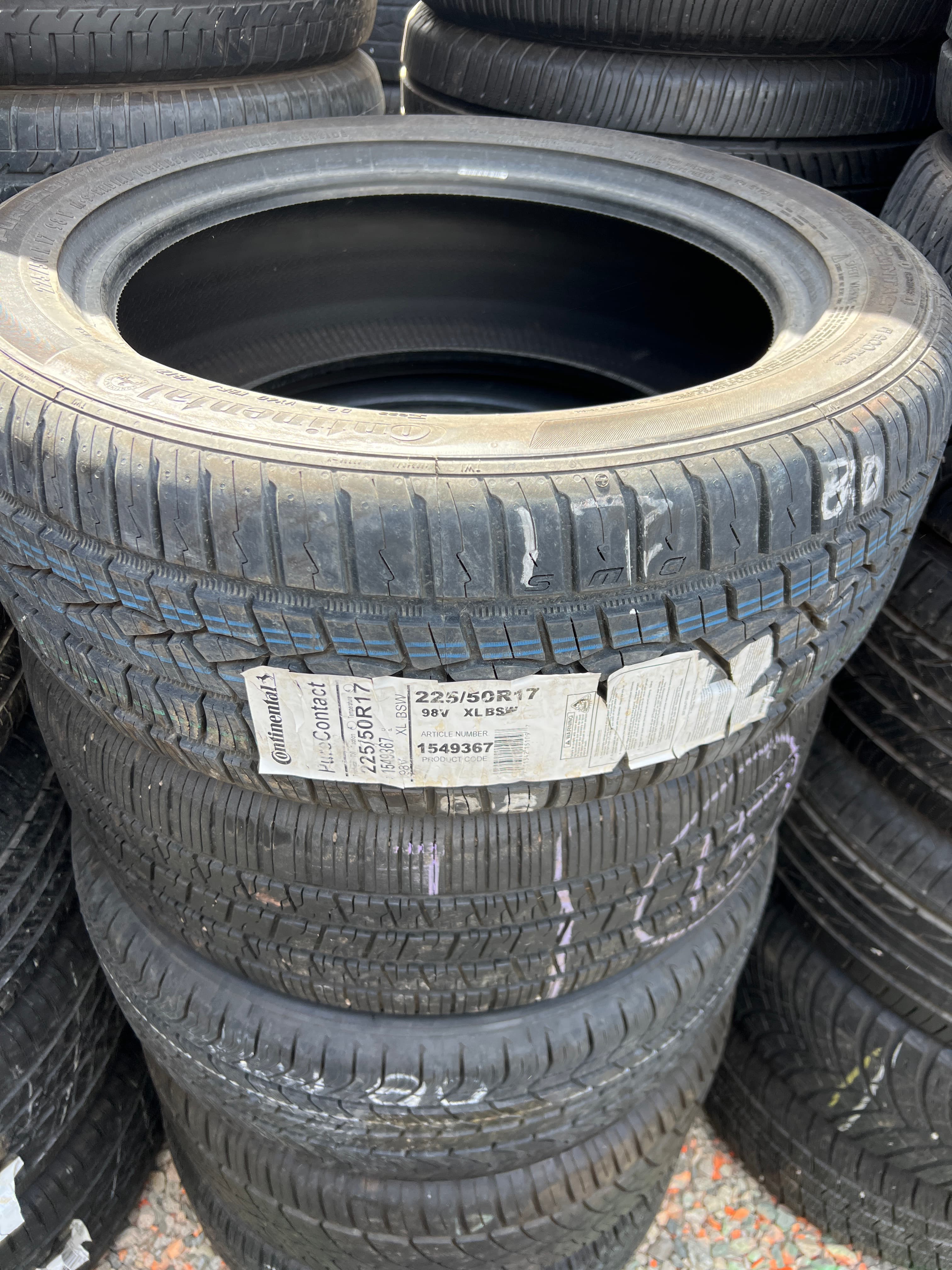 CONTINENTAL PURE CONTACT 215/50R17