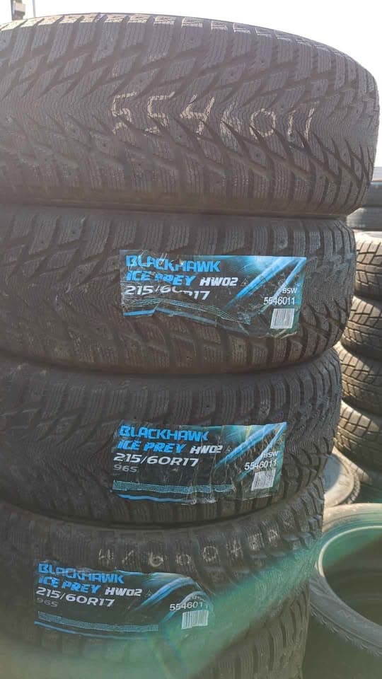 BLACKHAWK HWO2 215/60R17