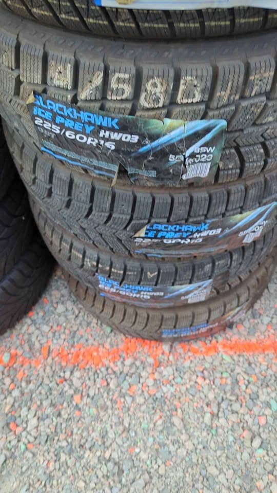 BLACKHAWK HW03 225/60R16