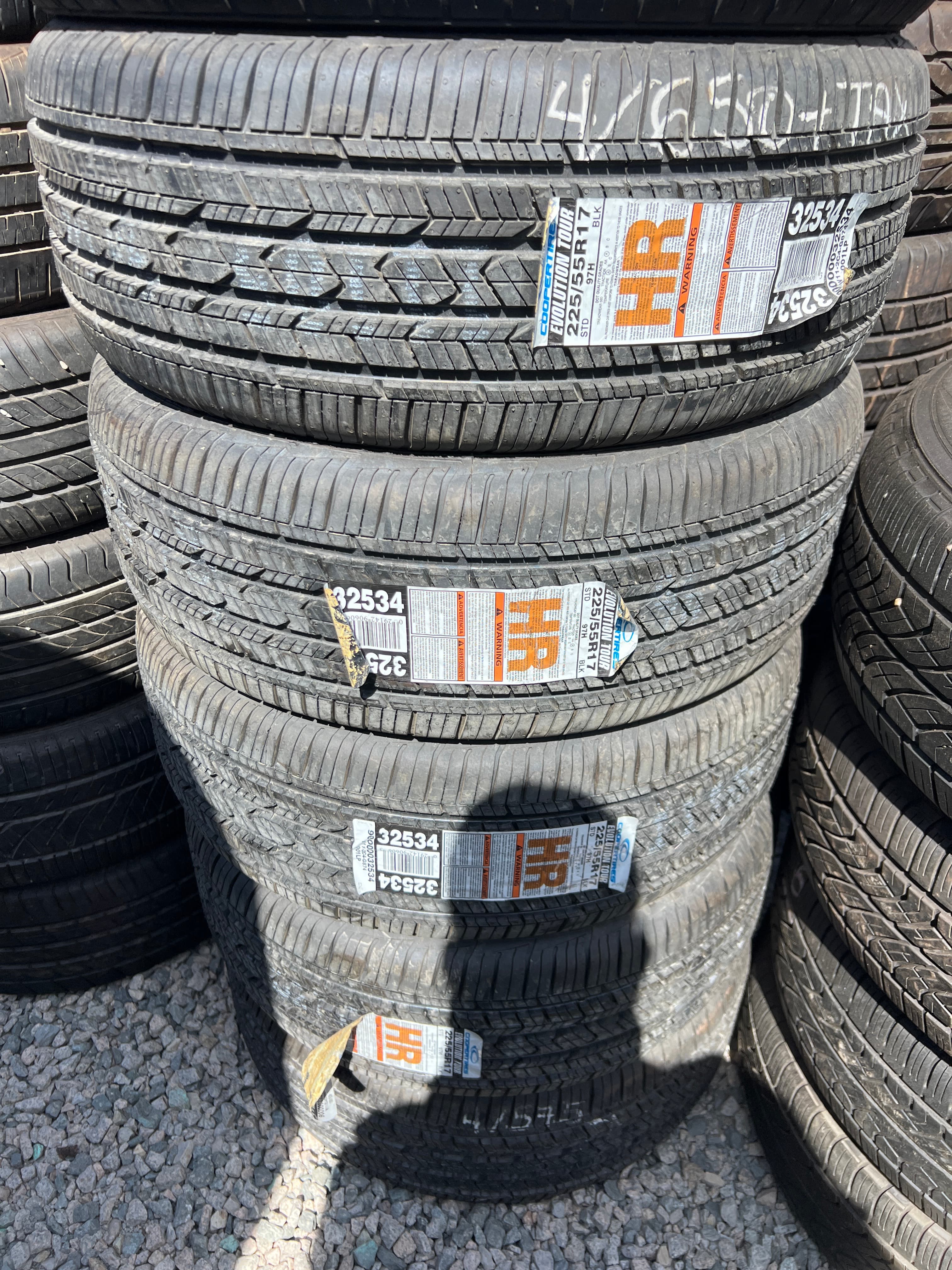 COOPER EVOLUTION 225/55R17