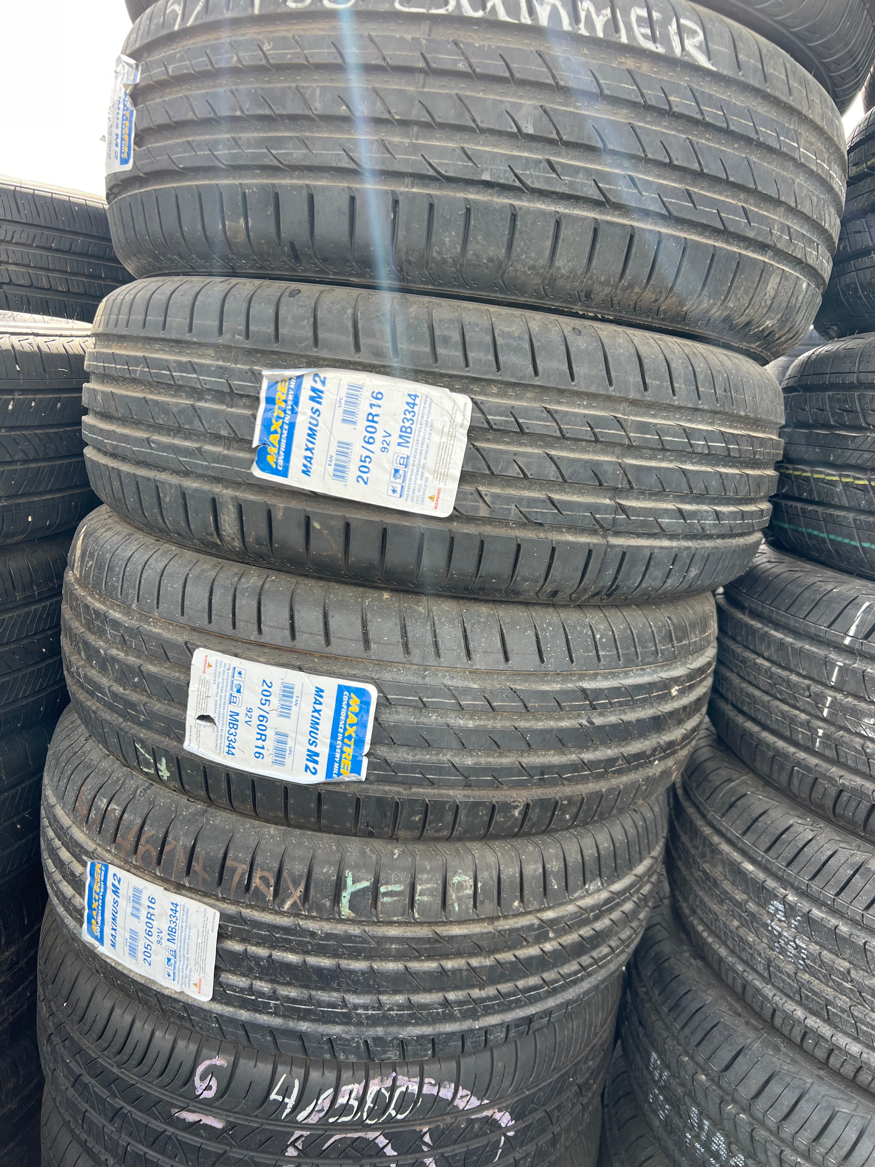 MAX TREK MAXIMUS 205/60R16